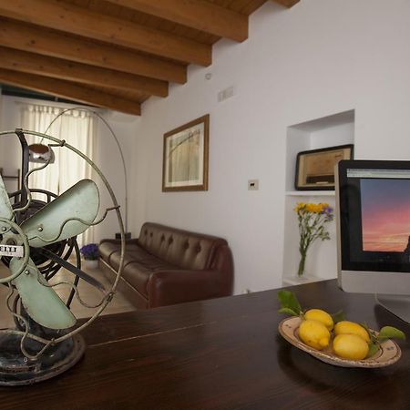 Bed and Breakfast Dimora Nonna Rosa Conversano Exteriér fotografie